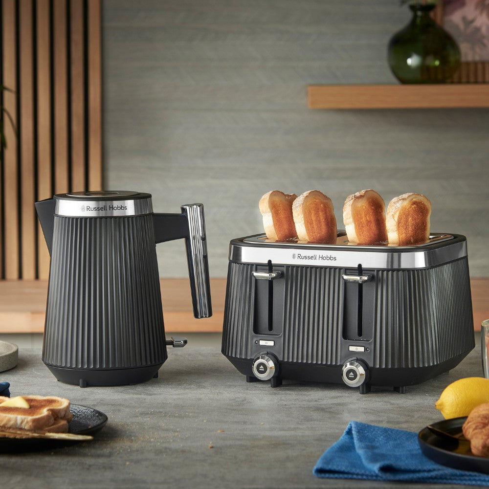 Russell Hobbs Bronte 1960W 4 Slice Toaster - Schwarz | 26770