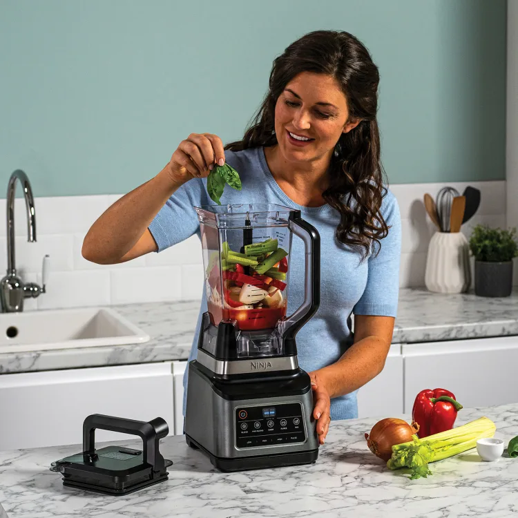 Ninja 1200W 3-in-1 Küchenmaschine mit Auto IQ - Schwarz & Silber | BN800UK