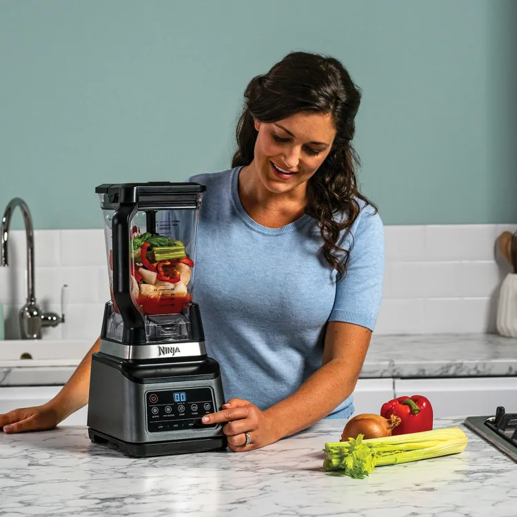 Ninja 1200W 3-in-1 Küchenmaschine mit Auto IQ - Schwarz & Silber | BN800UK