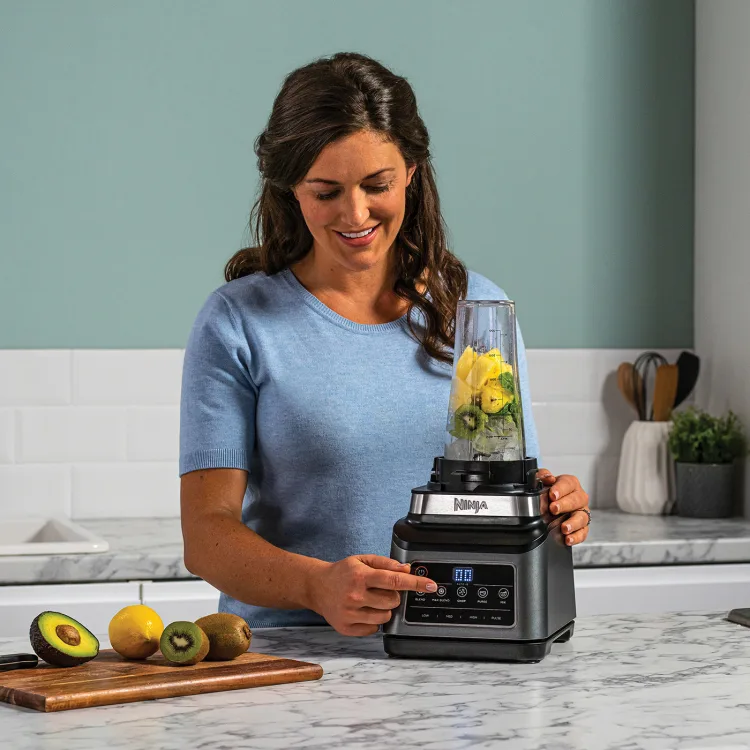 Ninja 1200W 3-in-1 Küchenmaschine mit Auto IQ - Schwarz & Silber | BN800UK