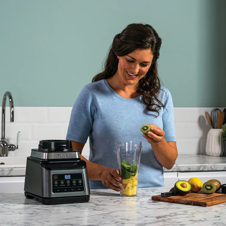 Ninja 1200W 3-in-1 Küchenmaschine mit Auto IQ - Schwarz & Silber | BN800UK