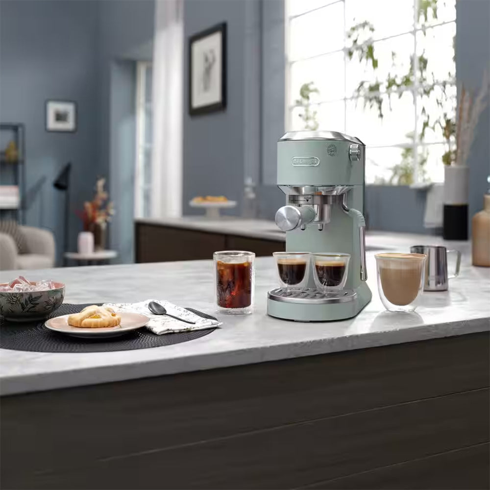 DeLonghi New Dedica Duo Kaffeemaschine - Grün | EC890.GR
