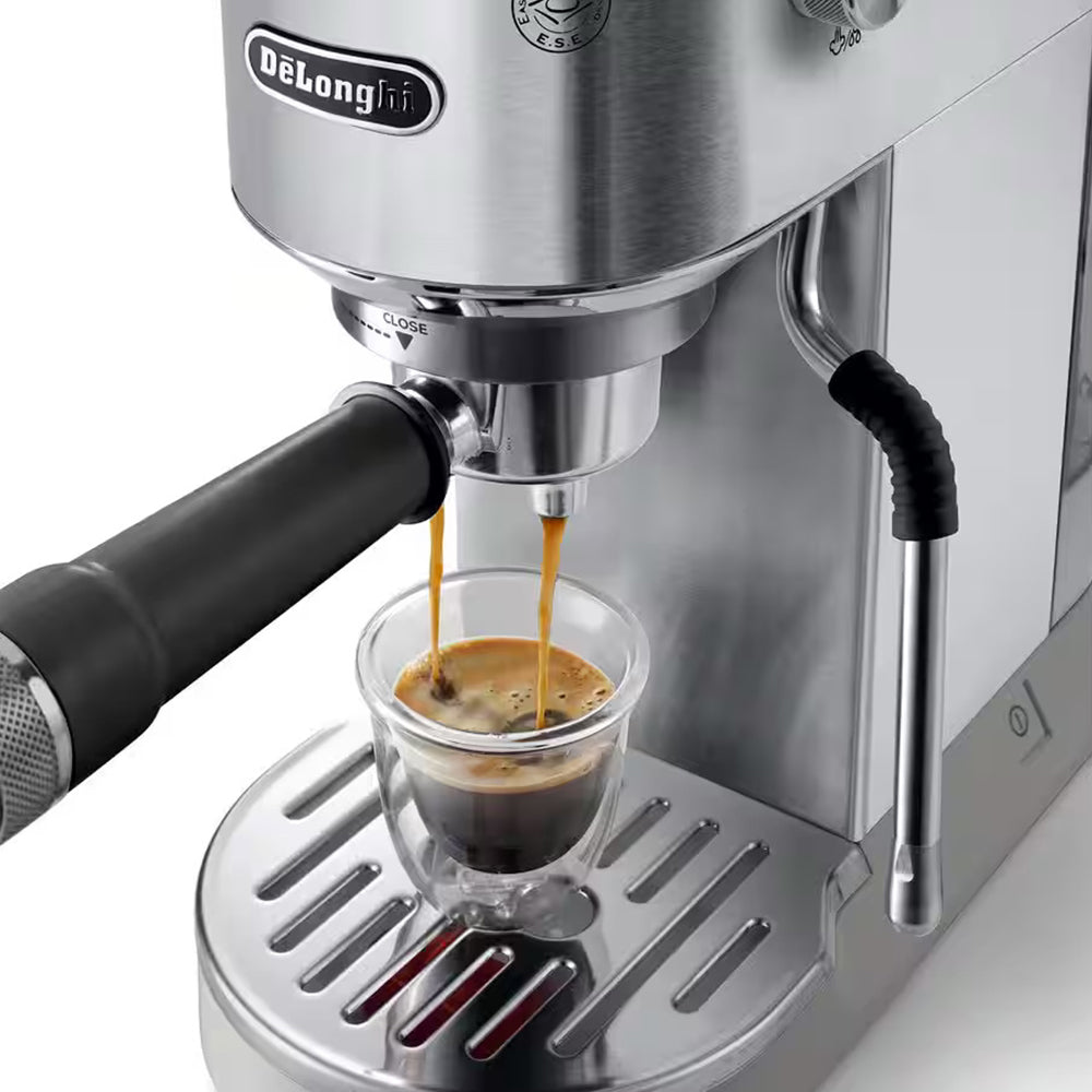 DeLonghi New Dedica Duo Manual Espresso Kaffeemaschine - Metal | EC890.M