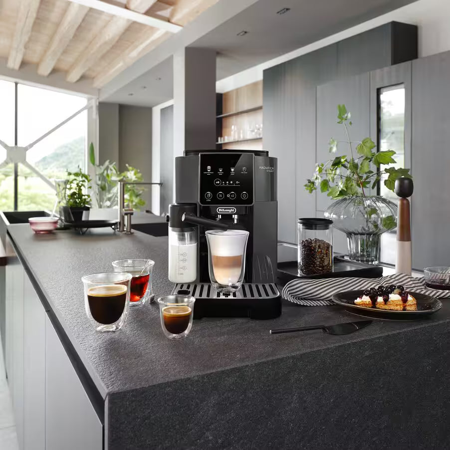 DeLonghi Magnifica Start Kaffeevollautomat – Grau & Schwarz | ECAM220.61.GB