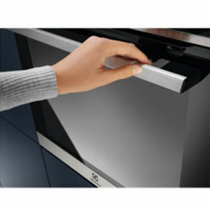 Electrolux 800 AssistedCooking 71L Einbau Multifunction Electric Einbaubackofen - Edelstahl | EOE8P09X