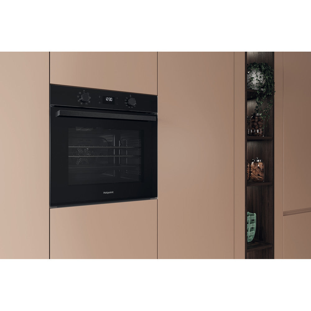 Hotpoint 71L Einbau Multifunction Electric Einbaubackofen - Schwarz | HO3K55CBUK