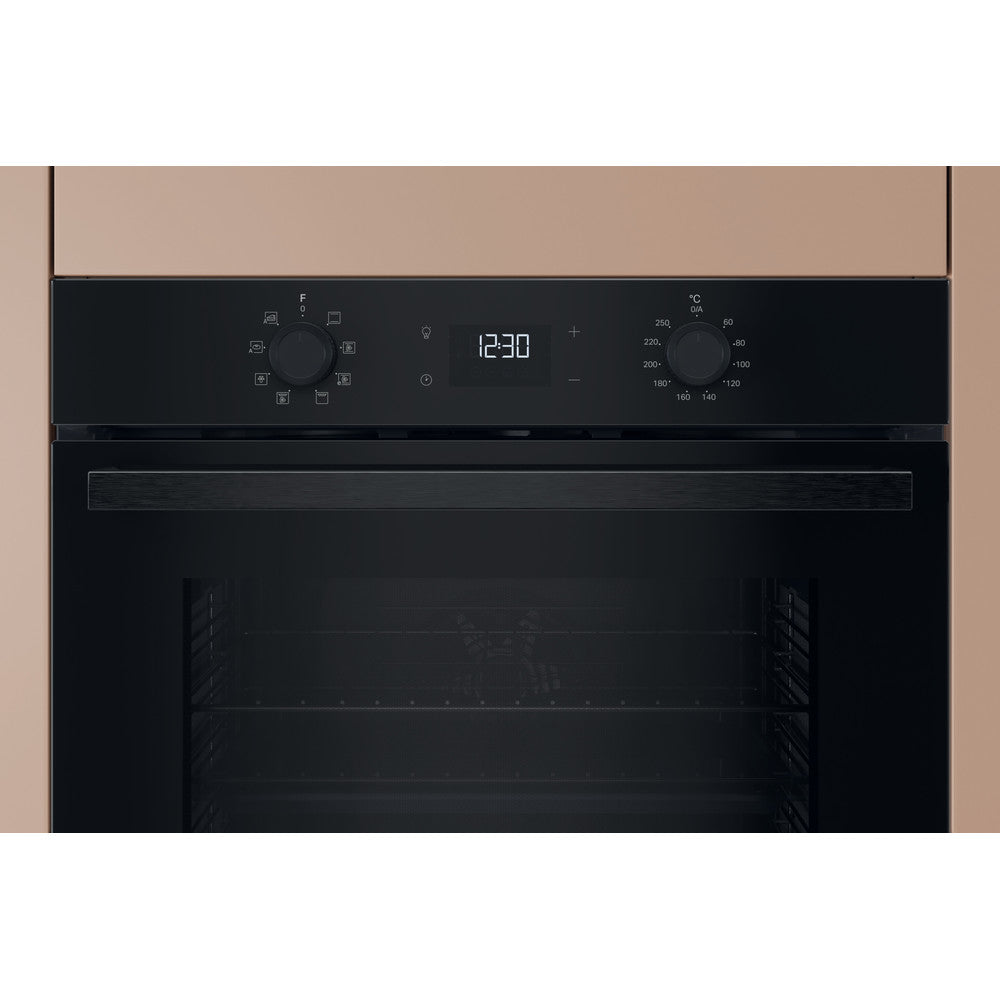Hotpoint 71L Einbau Multifunction Electric Einbaubackofen - Schwarz | HO3K55CBUK