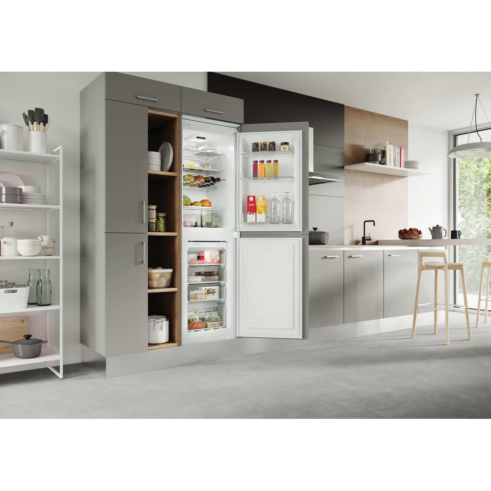 Hoover 228L Frost Free Einbau Kühl-Gefrierkombination - Weiß | HOB50N518EVK