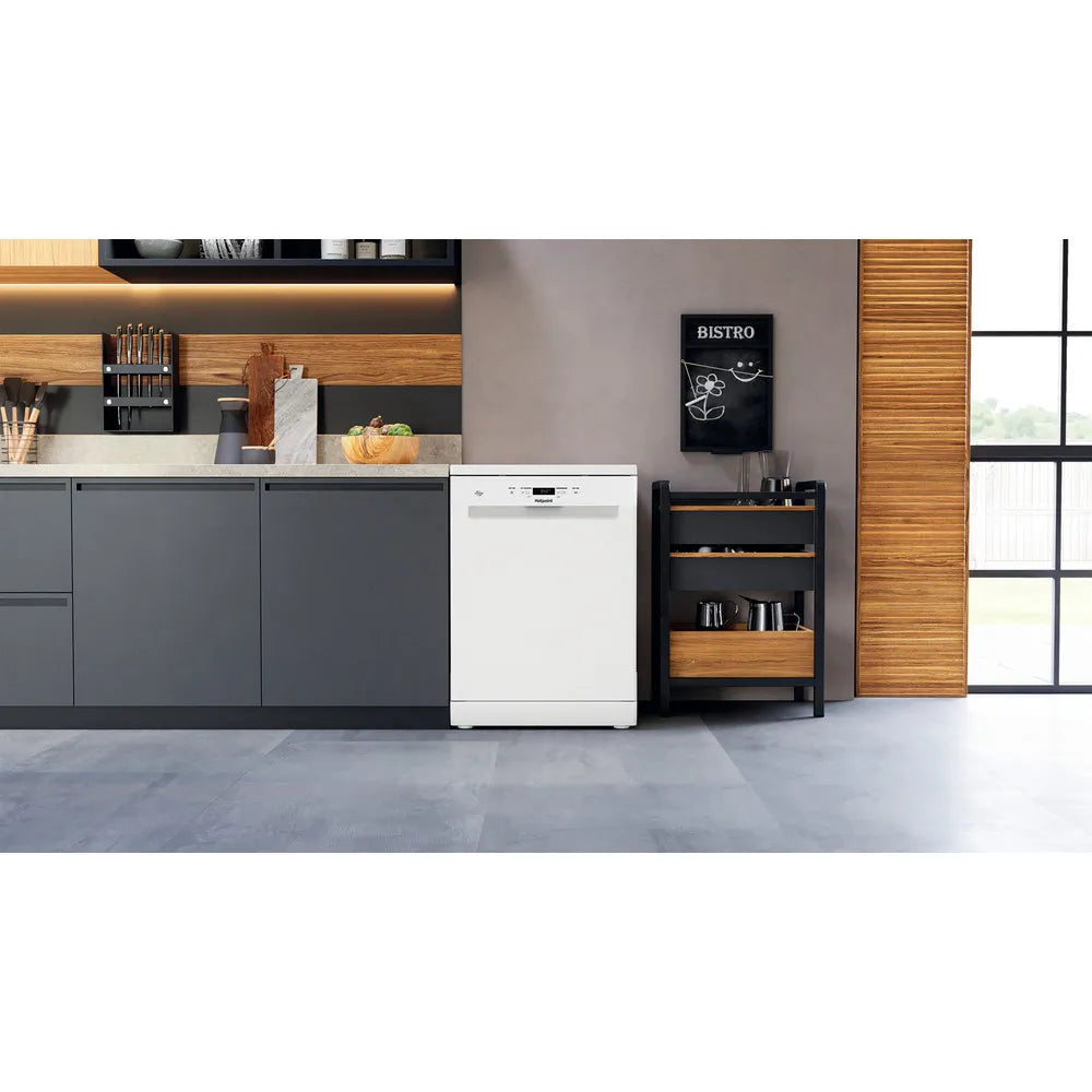 Hotpoint 60CM freistehend Standard Geschirrspüler - Weiß | HP2FFC14BN6WUK