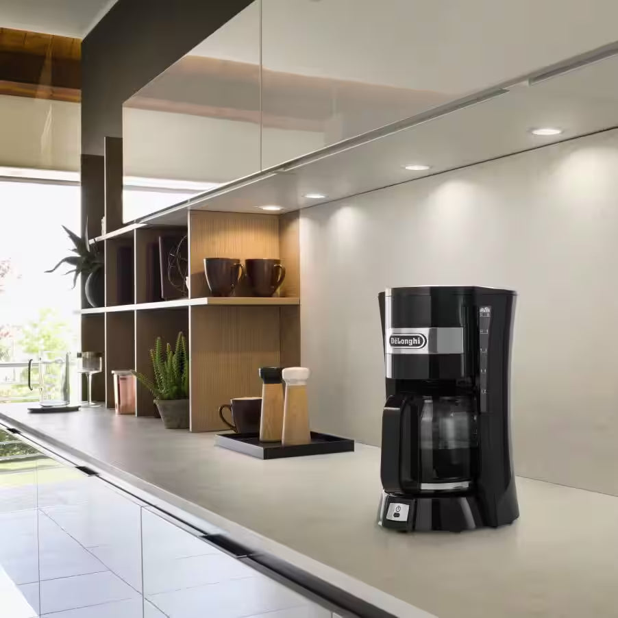 DeLonghi Filter Coffee Maker - Schwarz | ICM15210.1