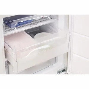 Indesit 91L Low Frost integriert Undercounter Gefrierschrank - Steel | INBUFZ011