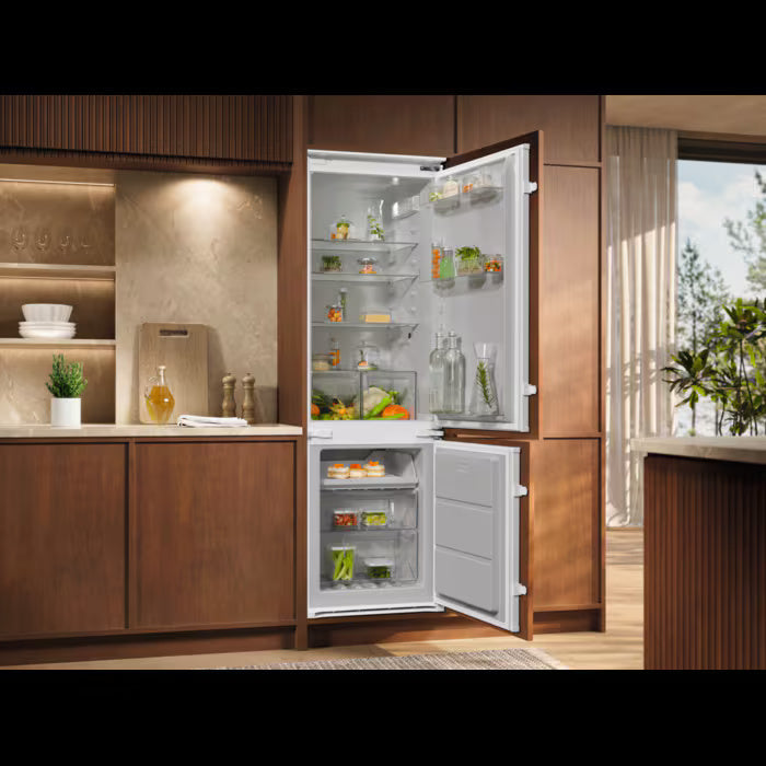 Electrolux 700 GreenZone 257L Frost Free Einbau Kühl-Gefrierkombination - Weiß | LNA7NE18S