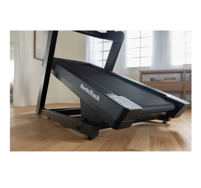 Laufband NordicTrack X16 Incline Trainer