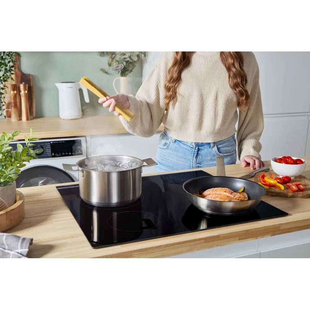 Bosch Series 4 60CM 4 Zone Induction Kochfeld - Schwarz | PIE631BB5E