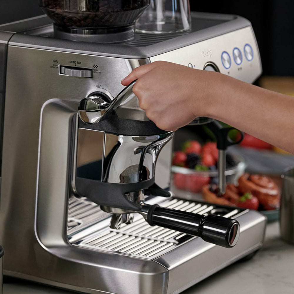 Sage The Barista Express Impress Bean To Cup Kaffeemaschine - Schwarz Truffle | SES876BTR4GUK1